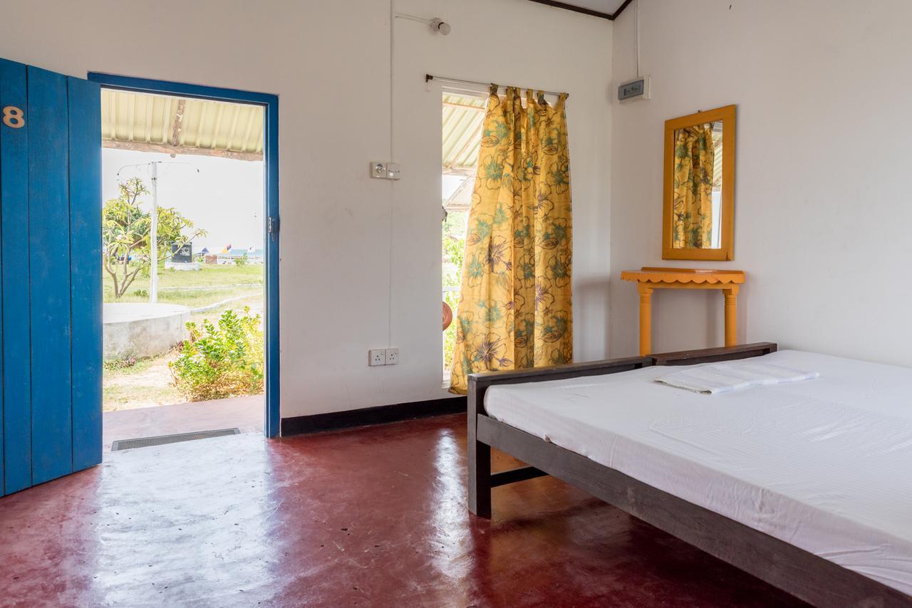 Bliss Bay Nilaveli Hotel Exterior photo