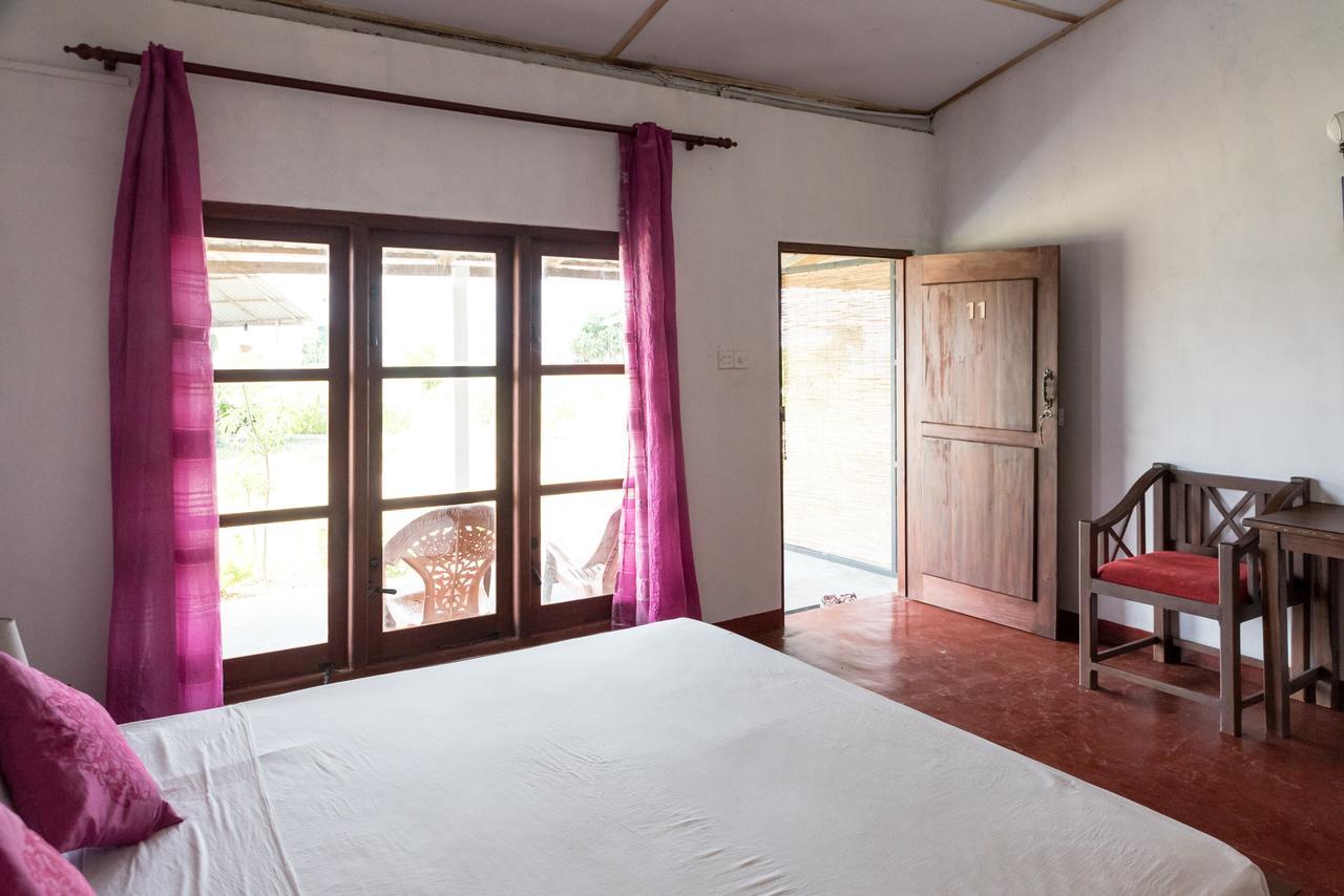 Bliss Bay Nilaveli Hotel Exterior photo